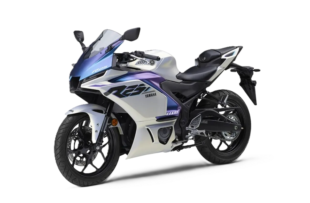 YAMAHA R 25 NEW — WHITE