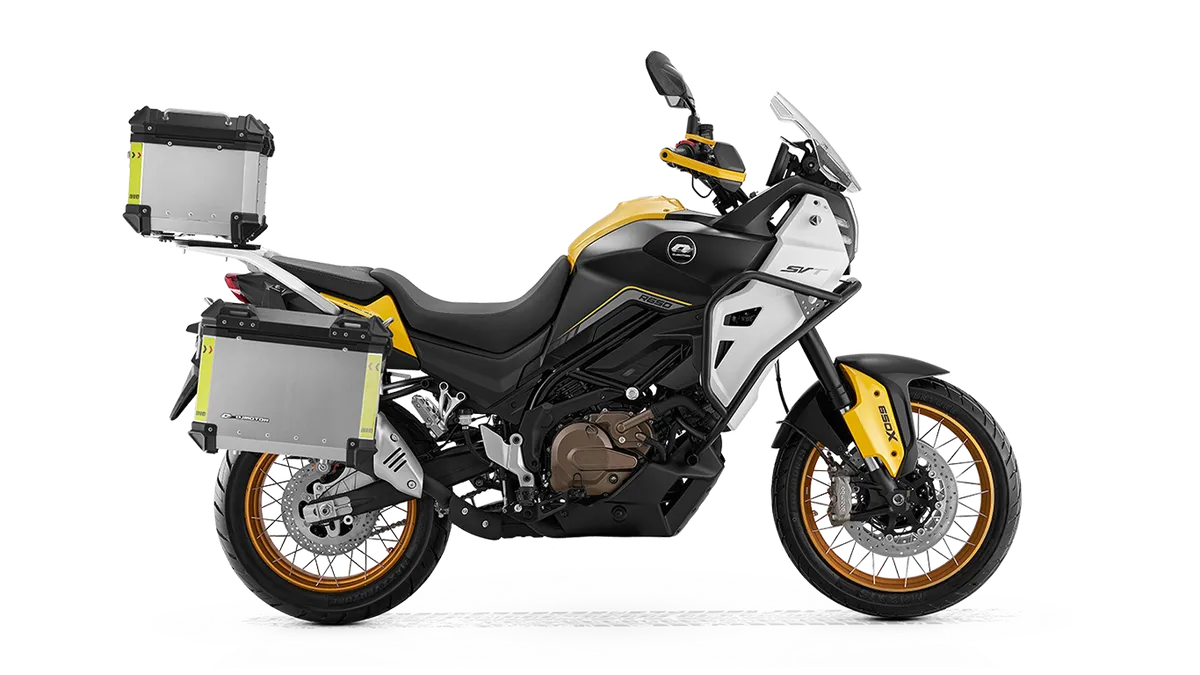 QJ MOTOR SVT 650 X — GOLD